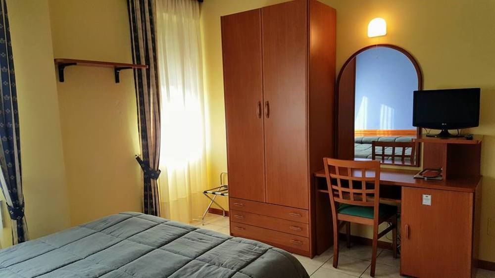 Hotel Ristorante Umbria Orvieto Bagian luar foto