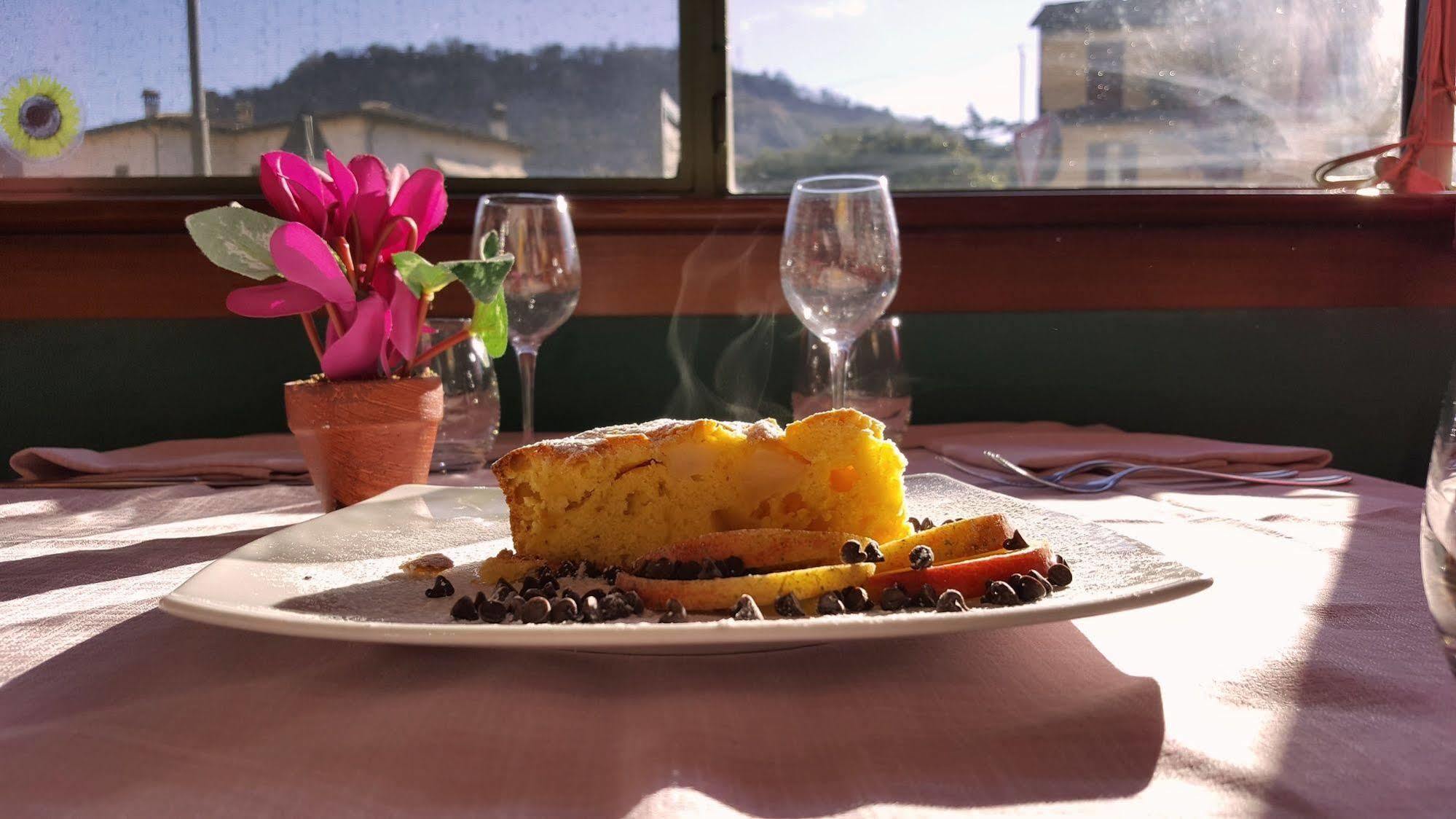 Hotel Ristorante Umbria Orvieto Bagian luar foto