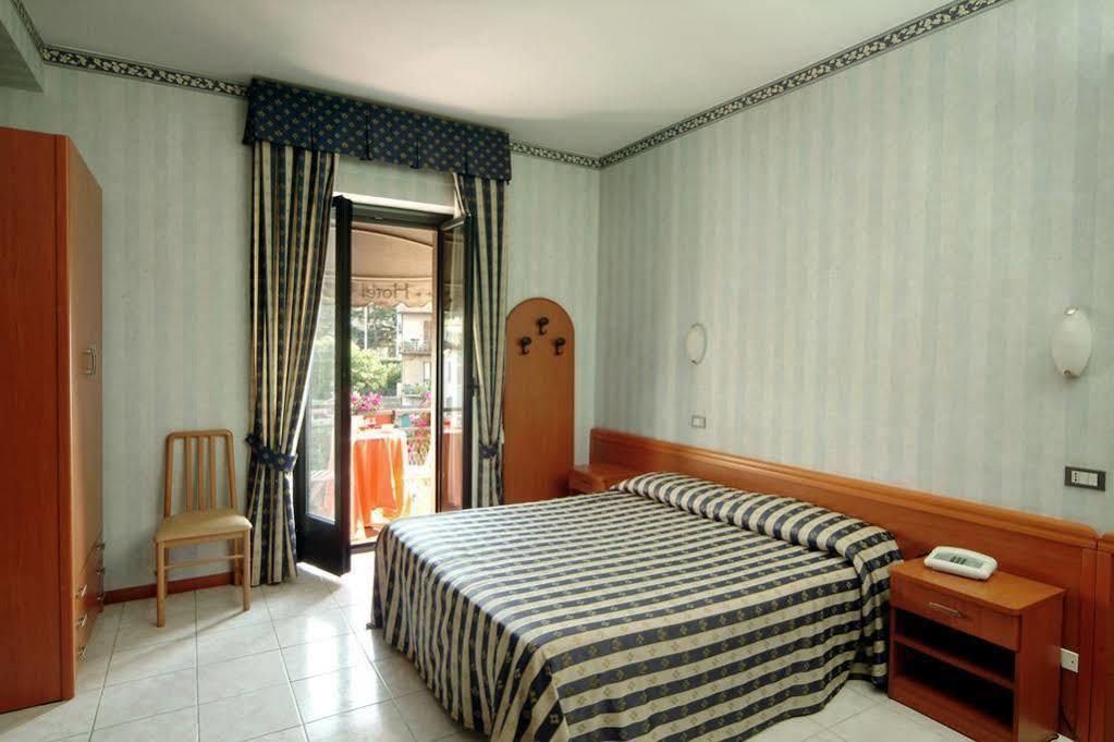 Hotel Ristorante Umbria Orvieto Bagian luar foto